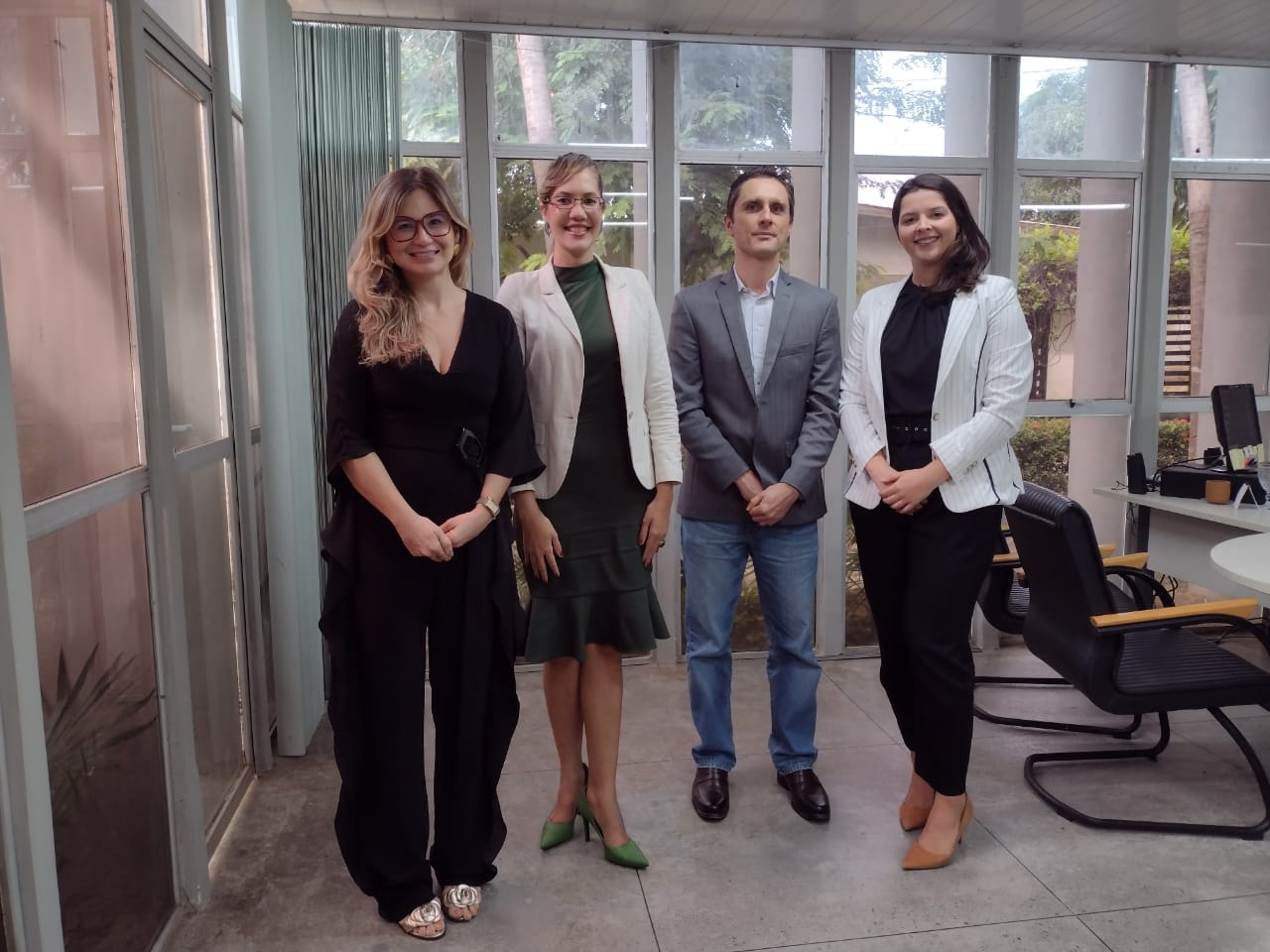 Diretora da EGPCE e representantes da PGE reúnem-se para alinhar planejamento e firmar parceria