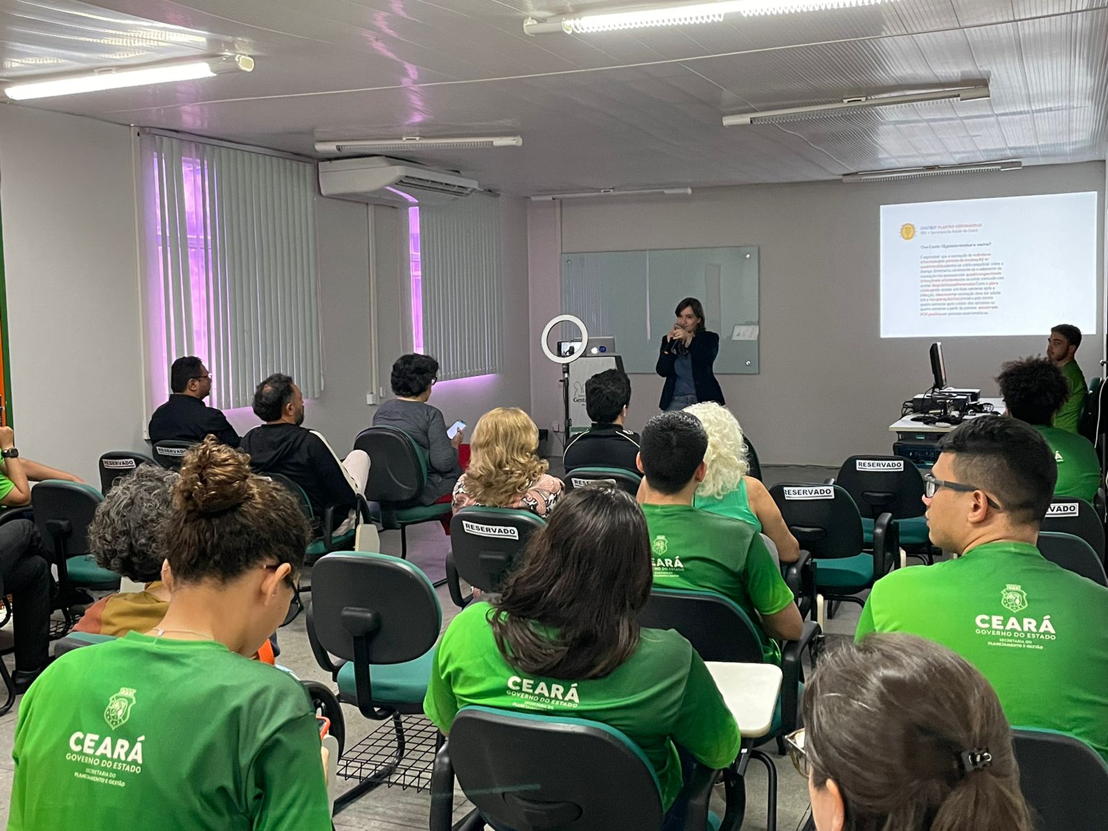 EGPCE oferta palestra sobre Linguagem Simples em parceria com Laboratório de Inovação e Dados