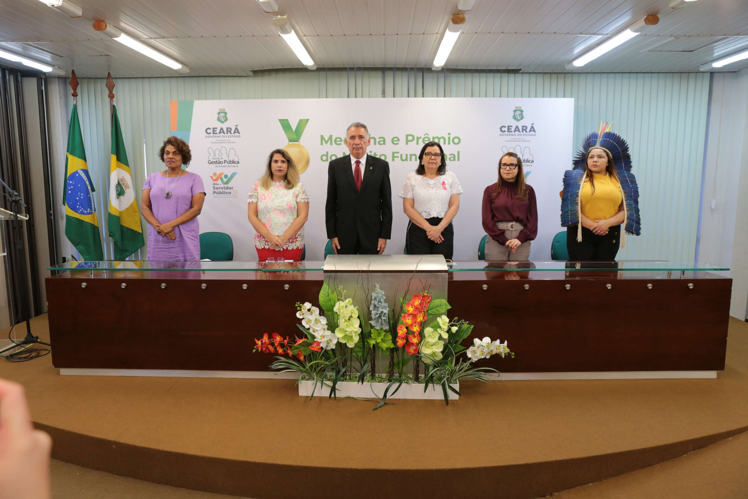 Seplag e EGPCE em parceria com a Casa Civil realizam solenidade de entrega da Medalha e Prêmio do Mérito Funcional