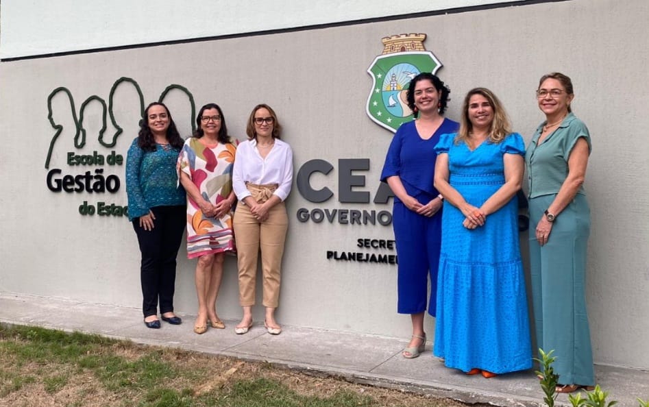 EGPCE recebe visita da presidente do Fundo Nacional de Desenvolvimento da Educação