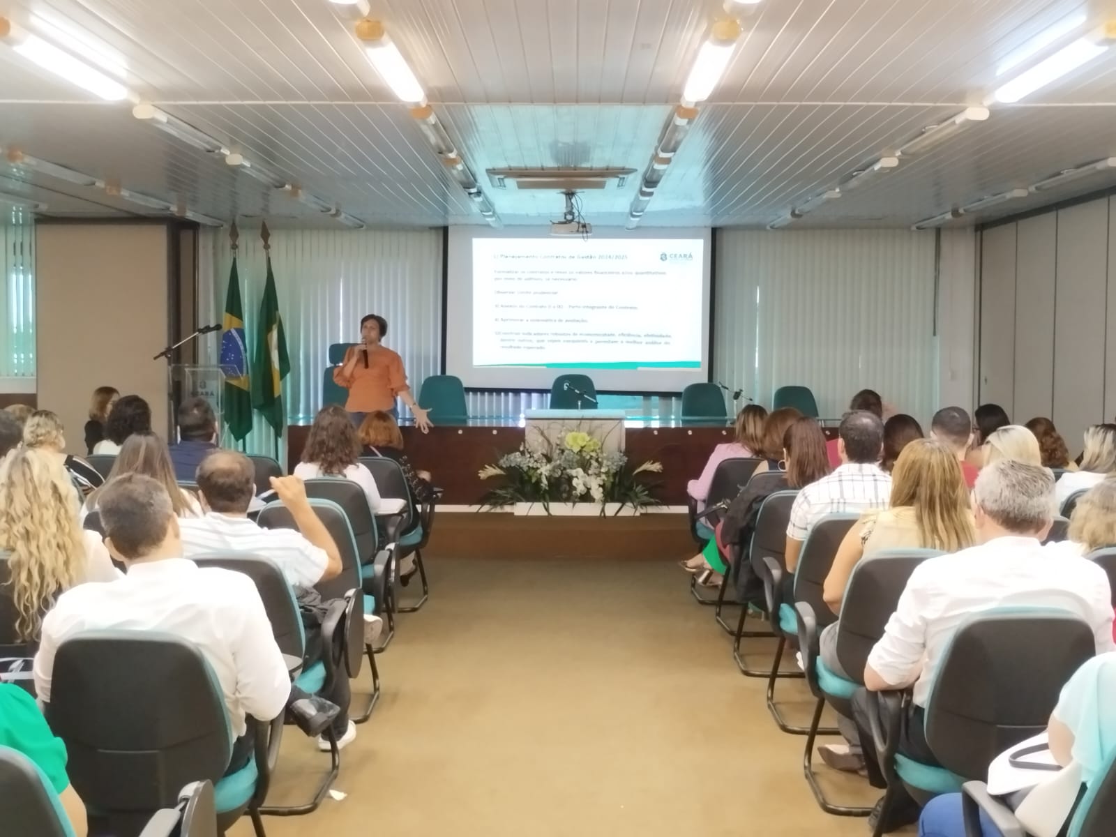 Seplag, em parceria com a EGPCE, realiza reunião técnica de planejamento dos contratos de gestão