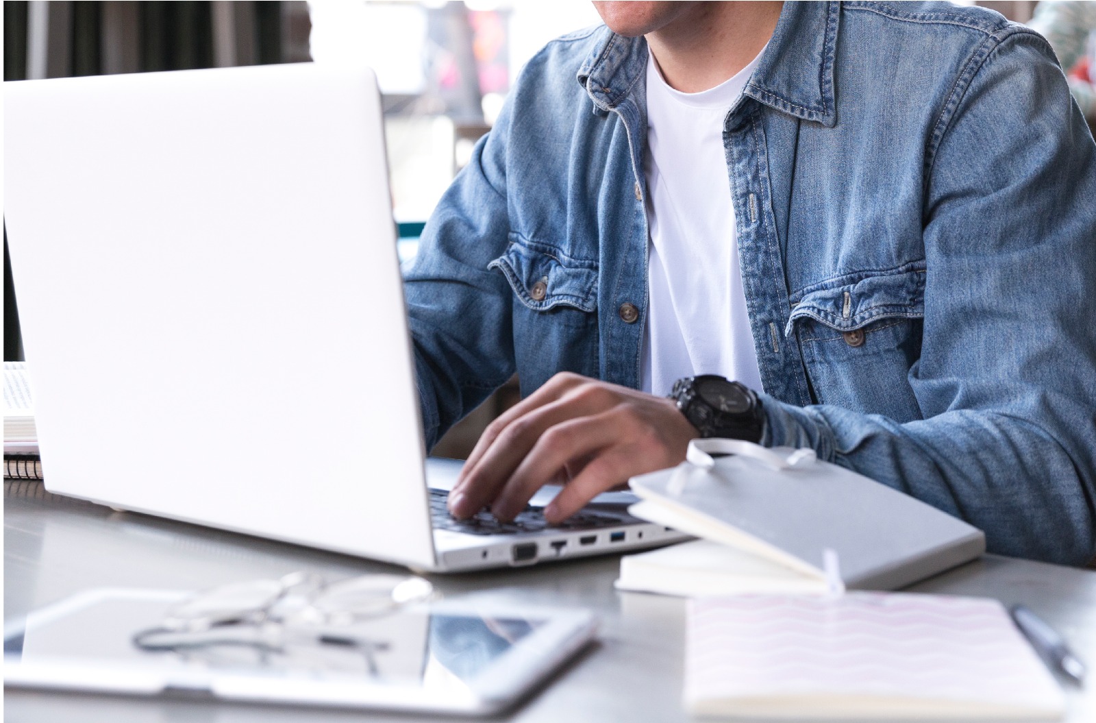 EGPCE divulga programação de cursos EaD para o mês de abril