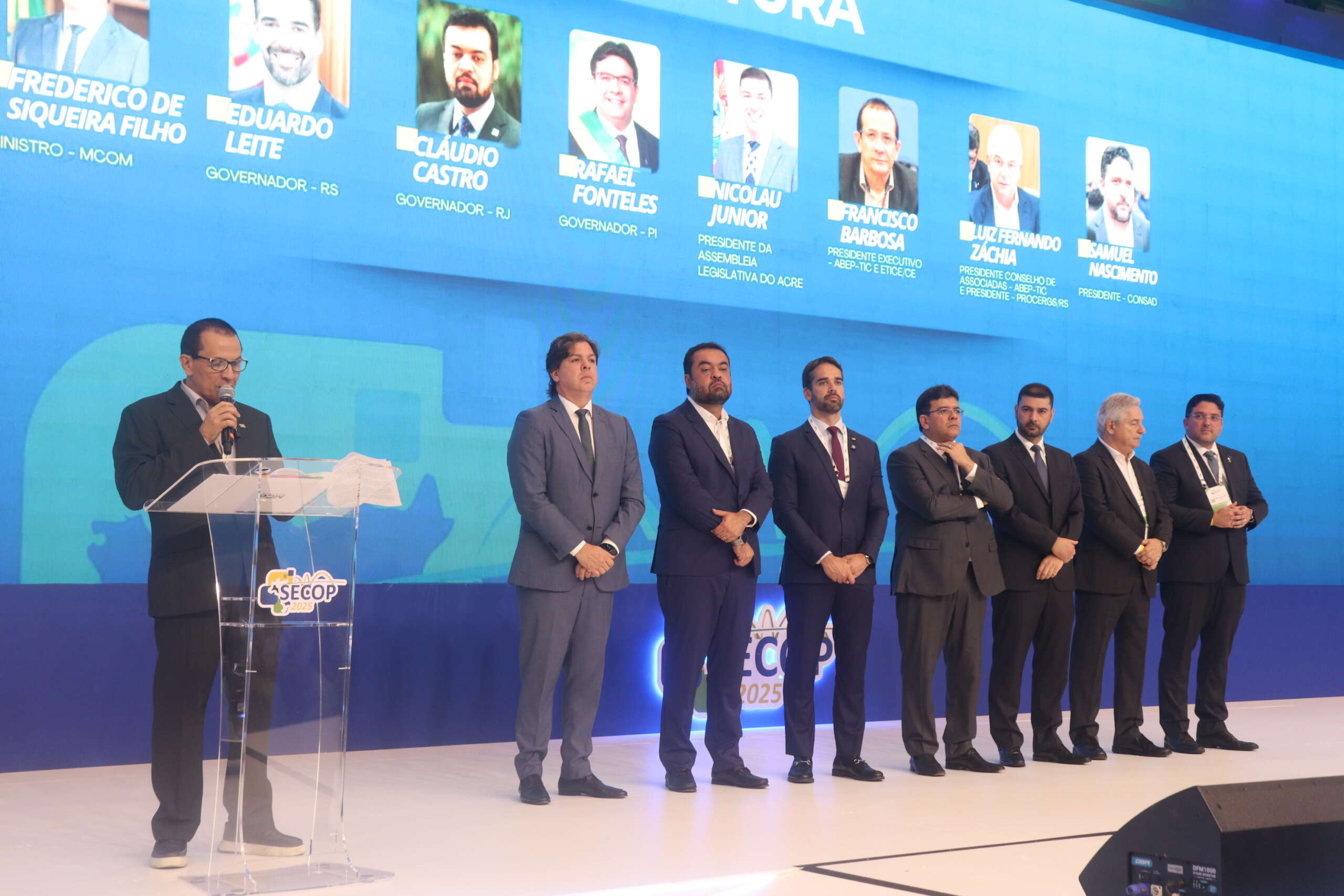 Presidente da Etice realiza abertura do SECOP 2025, evento que reúne autoridades e destaca compromisso com a transformação digital no Brasil