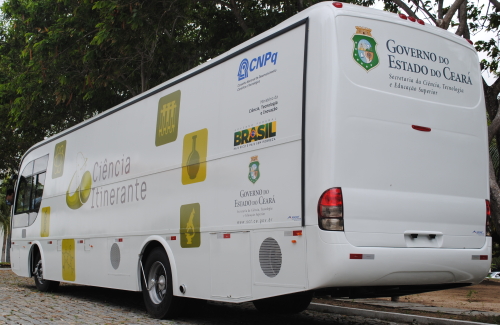 Ônibus do projeto Ciência Itinerante circulará levando conhecimento para todo o Ceará