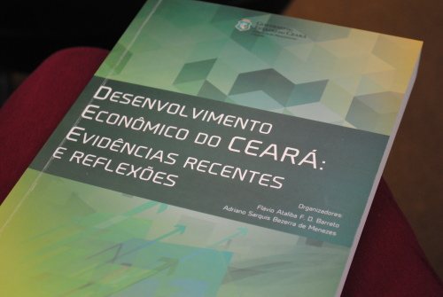 Secitece contribui com livro do Ipece sobre desenvolvimento econômico do Ceará