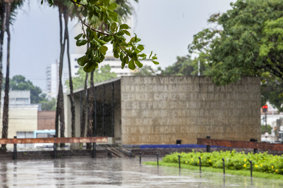Pré-Estação: chove em mais de 90 municípios do Ceará