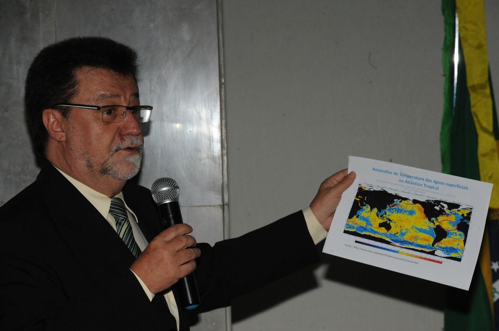 Funceme parabeniza Antônio Divino Moura, 1º brasileiro a receber o maior prêmio mundial na área de Meteorologia e Climatologia