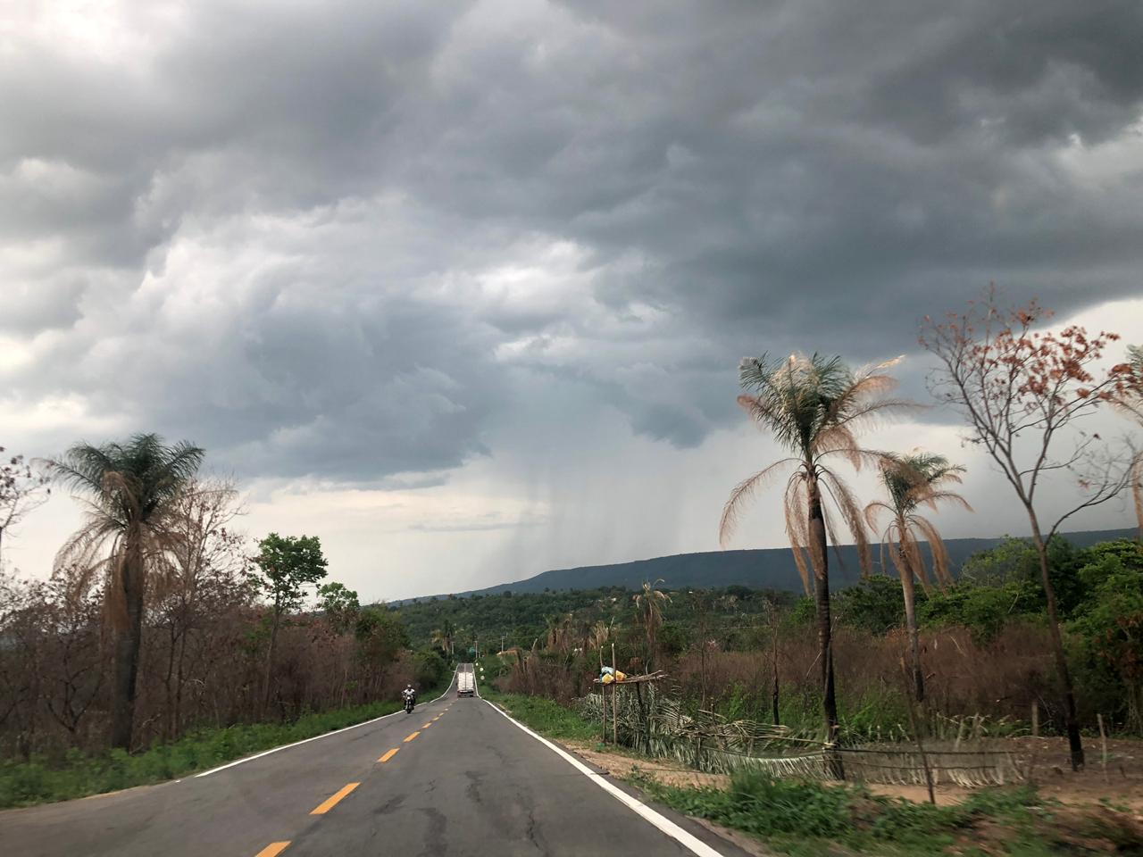 Chove em mais de 70 municípios do Ceará