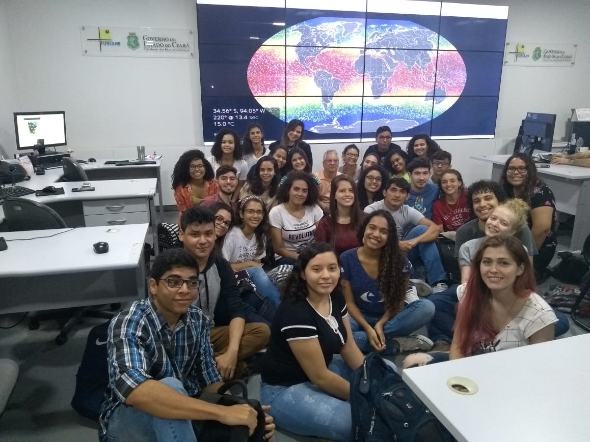 Cresce número de estudantes em visitas à Funceme; saiba como participar