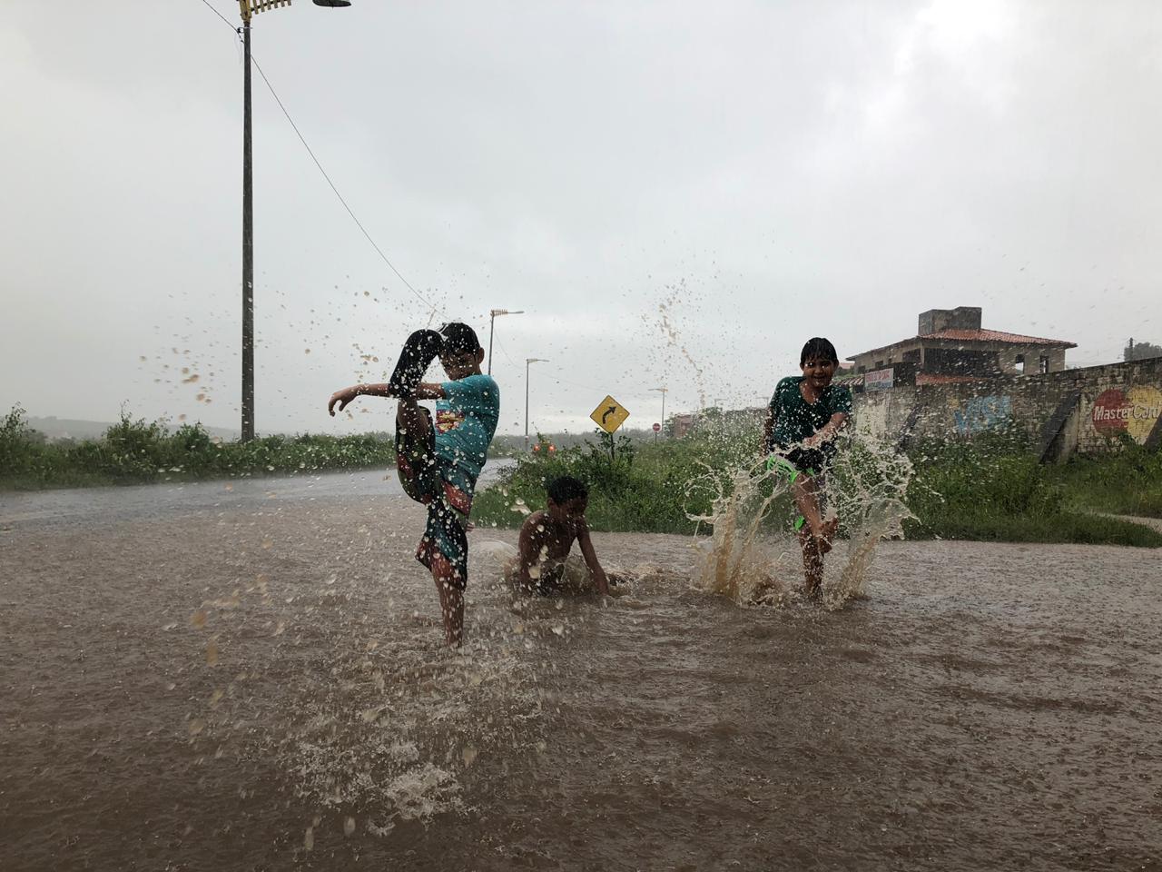 Municípios do Cariri têm chuvas com mais de 100 milímetros entre sábado (23) e domingo (24)
