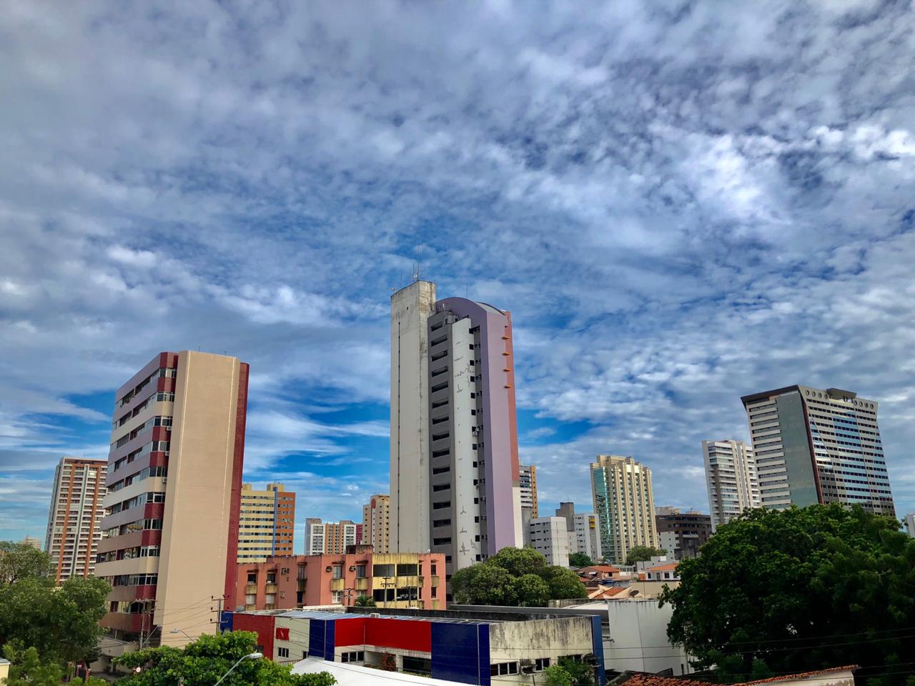 Previsão indica possibilidade de precipitações nos litorais de Fortaleza e Pecém e, nas demais áreas, eventos de chuva