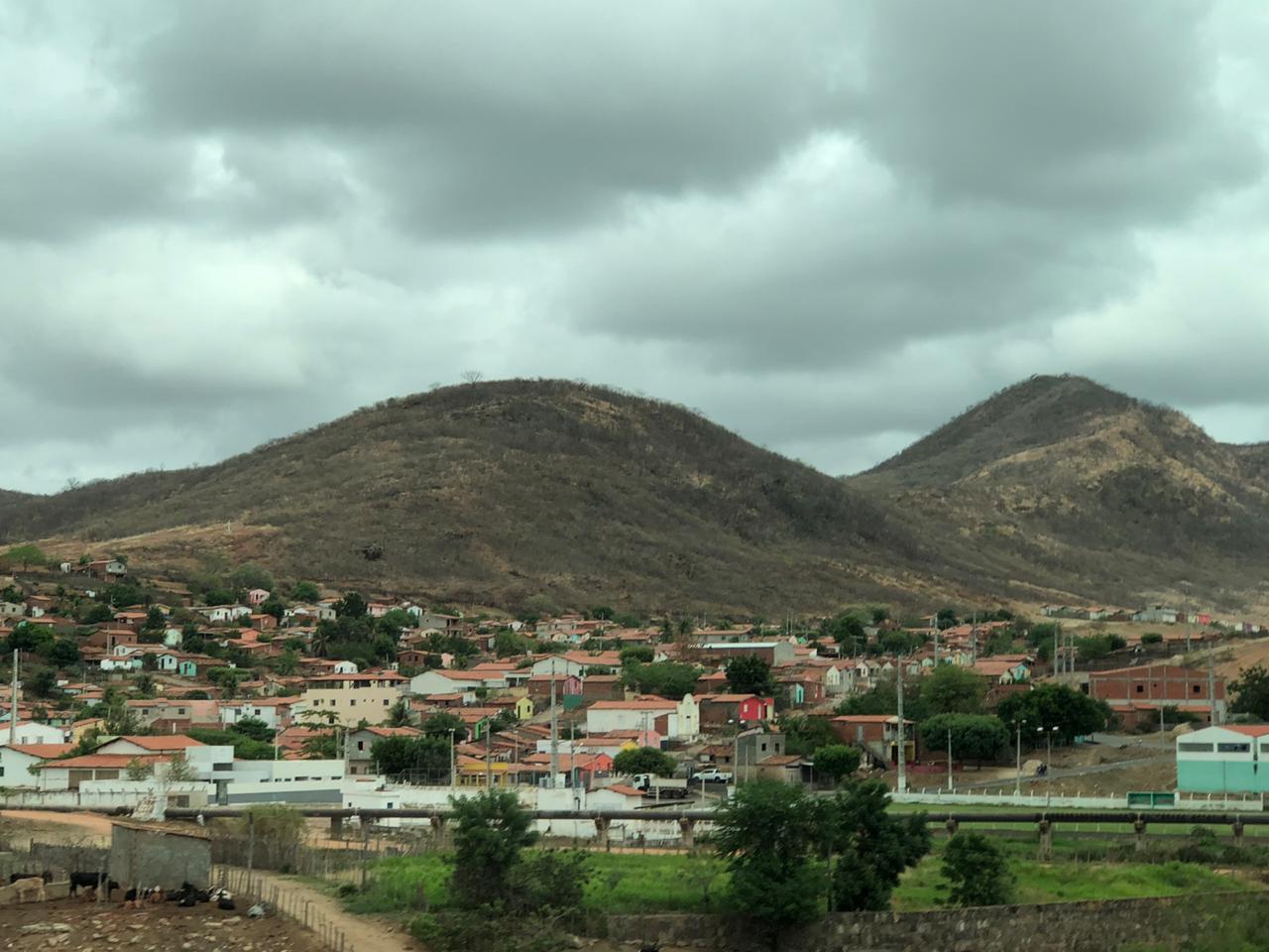 Semana inicia-se com cenário favorável para precipitações no oeste do Ceará