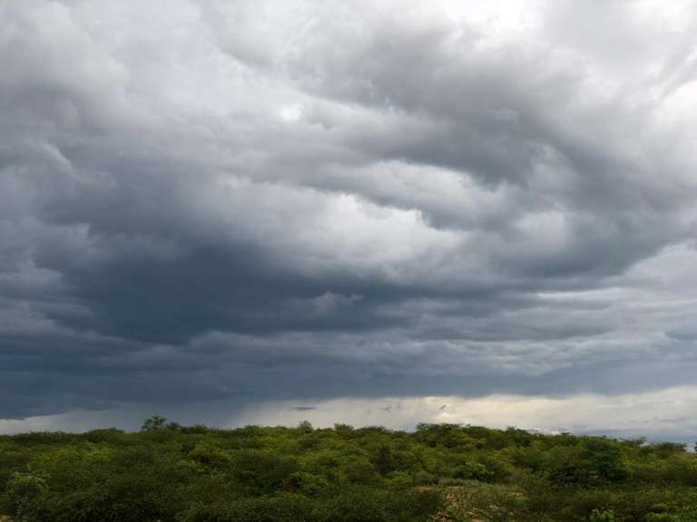 Novo Oriente, no Sertão Central, tem sua maior chuva de 2020