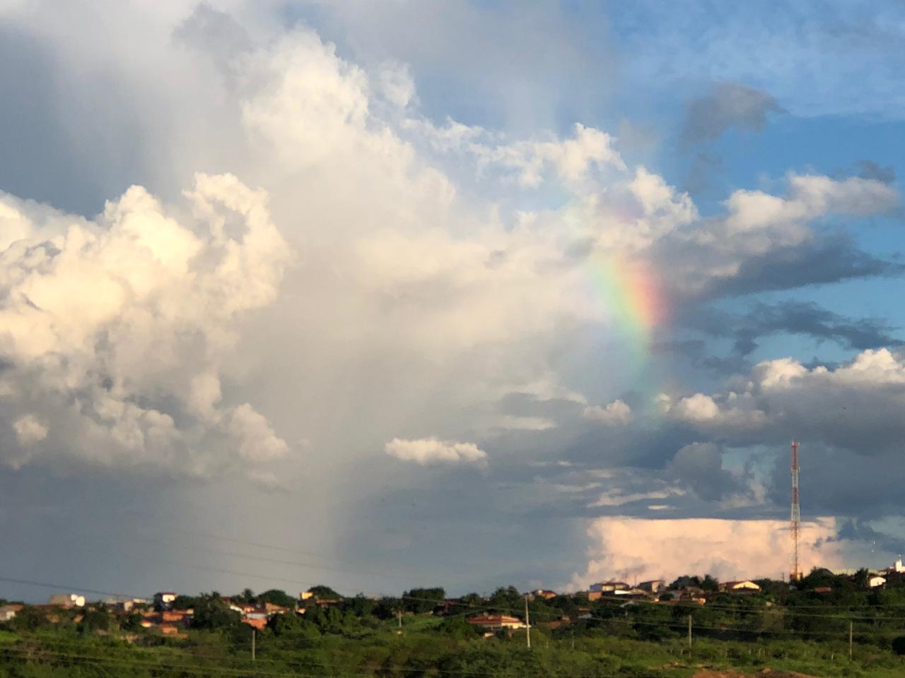 Chove em cerca de 90 municípios; Independência, no Sertão Central, tem maior acumulado