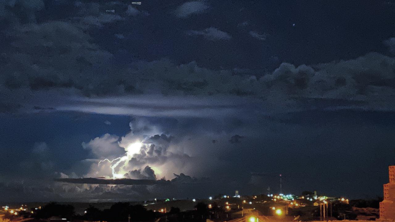 Chove em mais de 160 municípios do Ceará em 24 horas