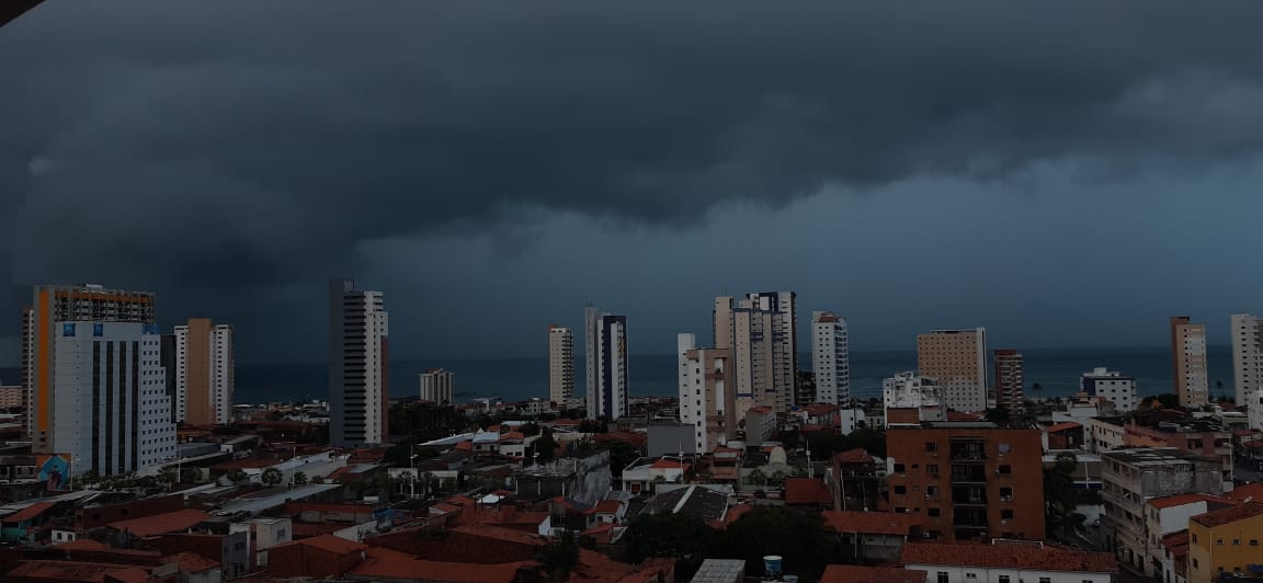 Fortaleza tem maior chuva e menor temperatura mínima de 2021
