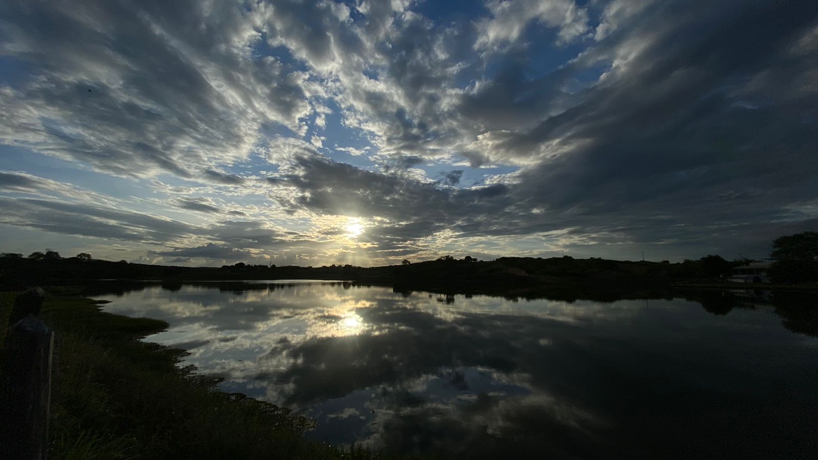 Ceará deve seguir com condições de chuva, principalmente entre terça e quarta-feira