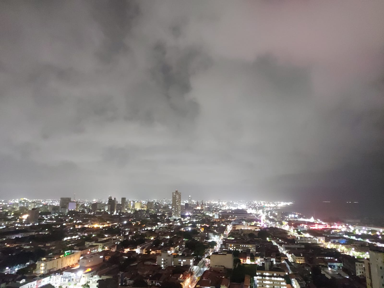 Litoral, Ibiapaba e oeste do Sertão Central deverão concentrar principais chuvas até sexta-feira (1º)