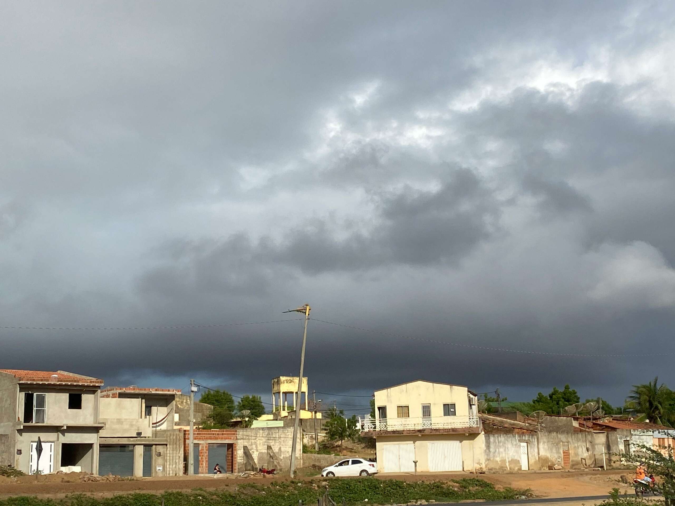 Ceará apresentar condições para chuvas pontuais, principalmente no sul do estado