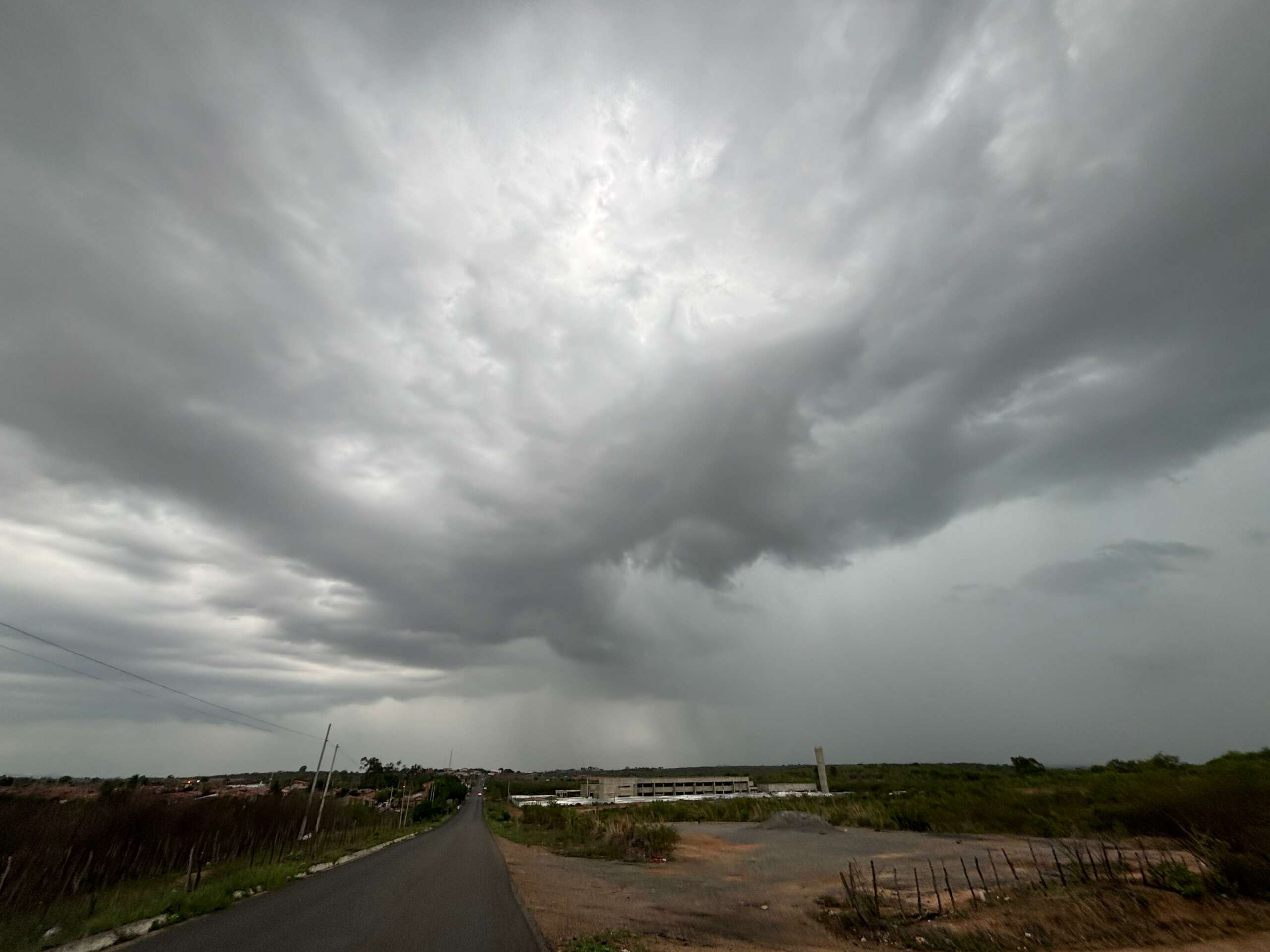 Último fim de semana de fevereiro deve apresentar condições para chuva em todas as regiões