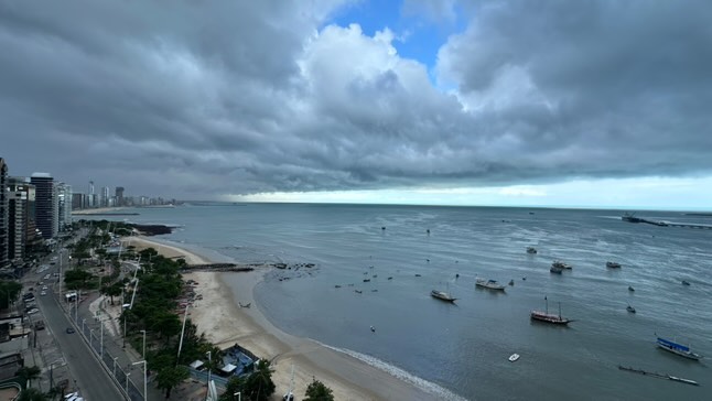 Carnaval no Ceará deve ter chuvas em todas as regiões até segunda (3), aponta Funceme