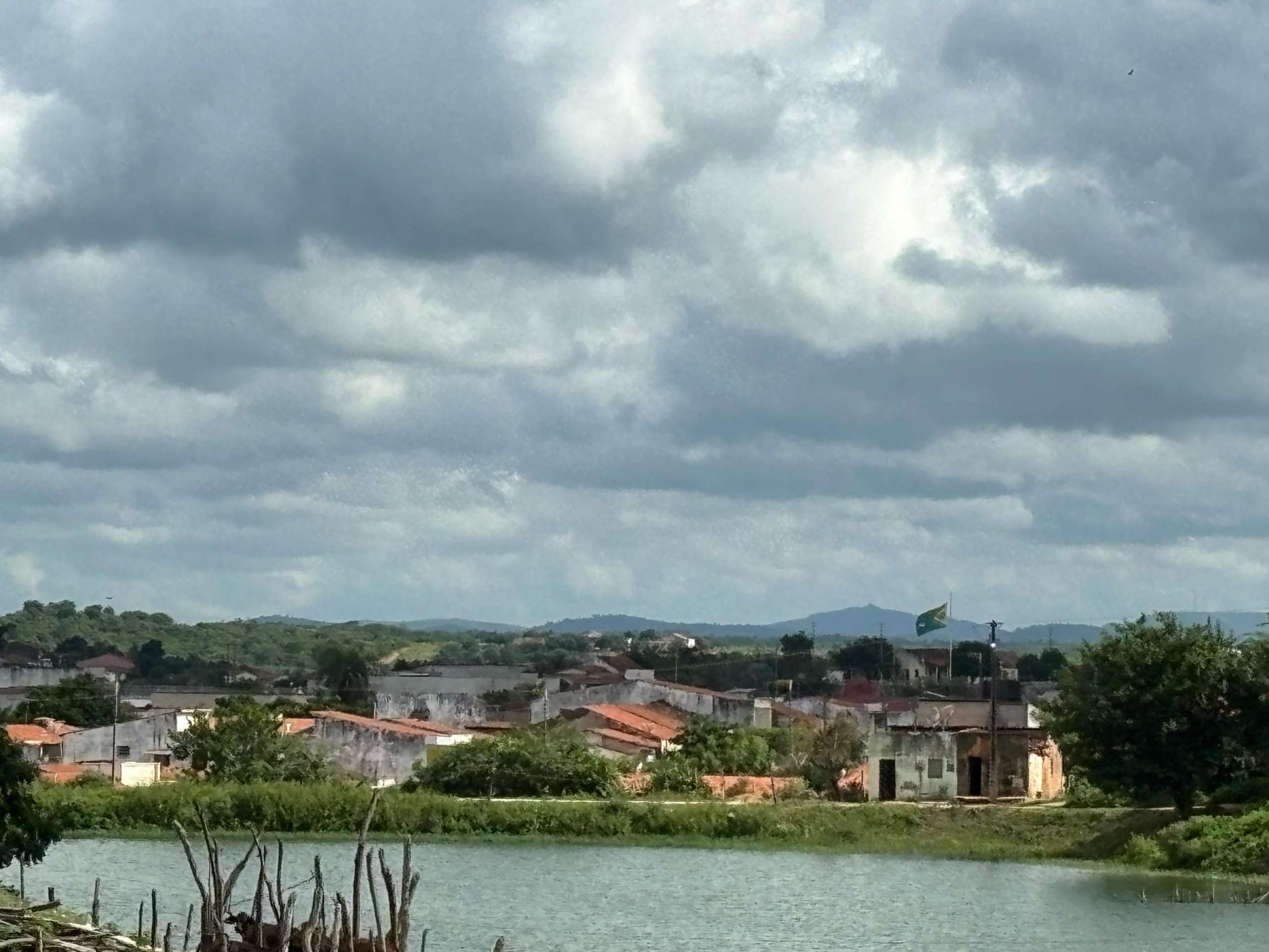 Previsão do tempo aponta chuvas no norte do Ceará e temperaturas elevadas no centro-sul do estado
