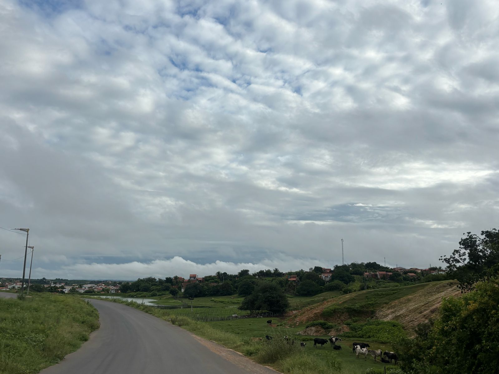 Fim de semana com redução das chuvas e aumento das temperaturas no centro-sul do Ceará
