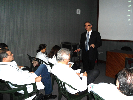 Coordenador da Pós-Gradução em Cardiologia do Incor/USP visita Hospital de Messejana