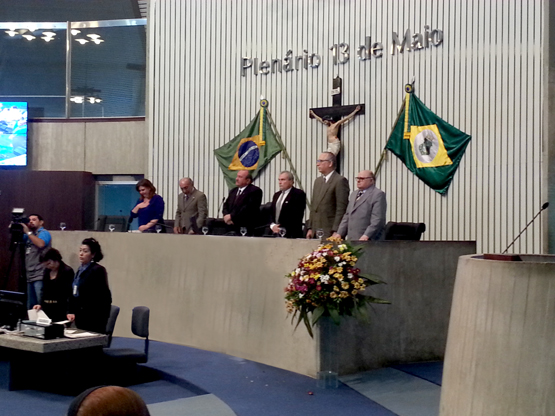 Em sessão solene, HM é homenageado na Assembleia Legislativa