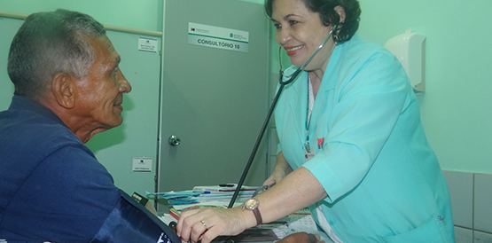 Hospital de Messejana acompanha pacientes com implantes durante toda a vida