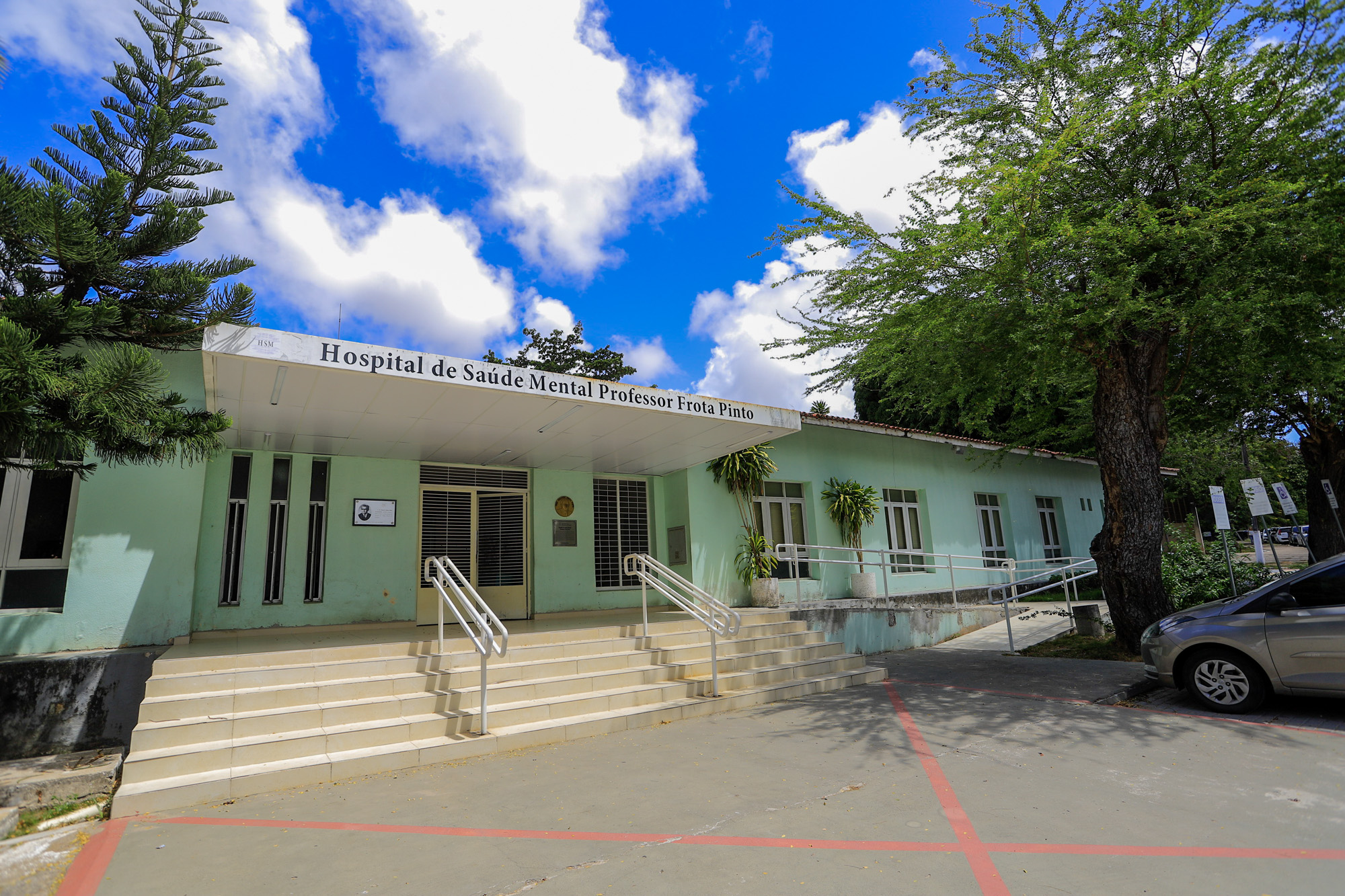 Referência, Hospital de Saúde Mental do Ceará é espaço de apoio para devolver o desejo de vida