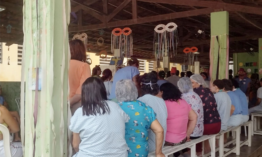 Folia de Carnaval anima pacientes atendidos no Hospital de Saúde Mental