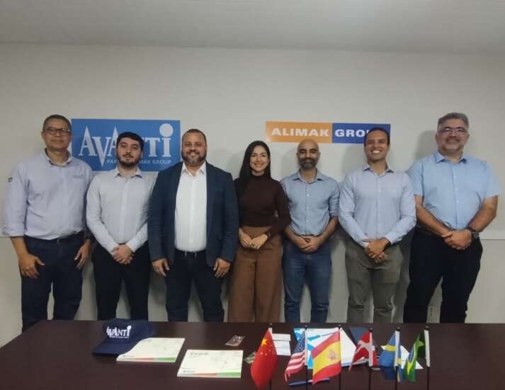 SRI realiza visita institucional à Avanti Sistemas Eólicos no Eusébio
