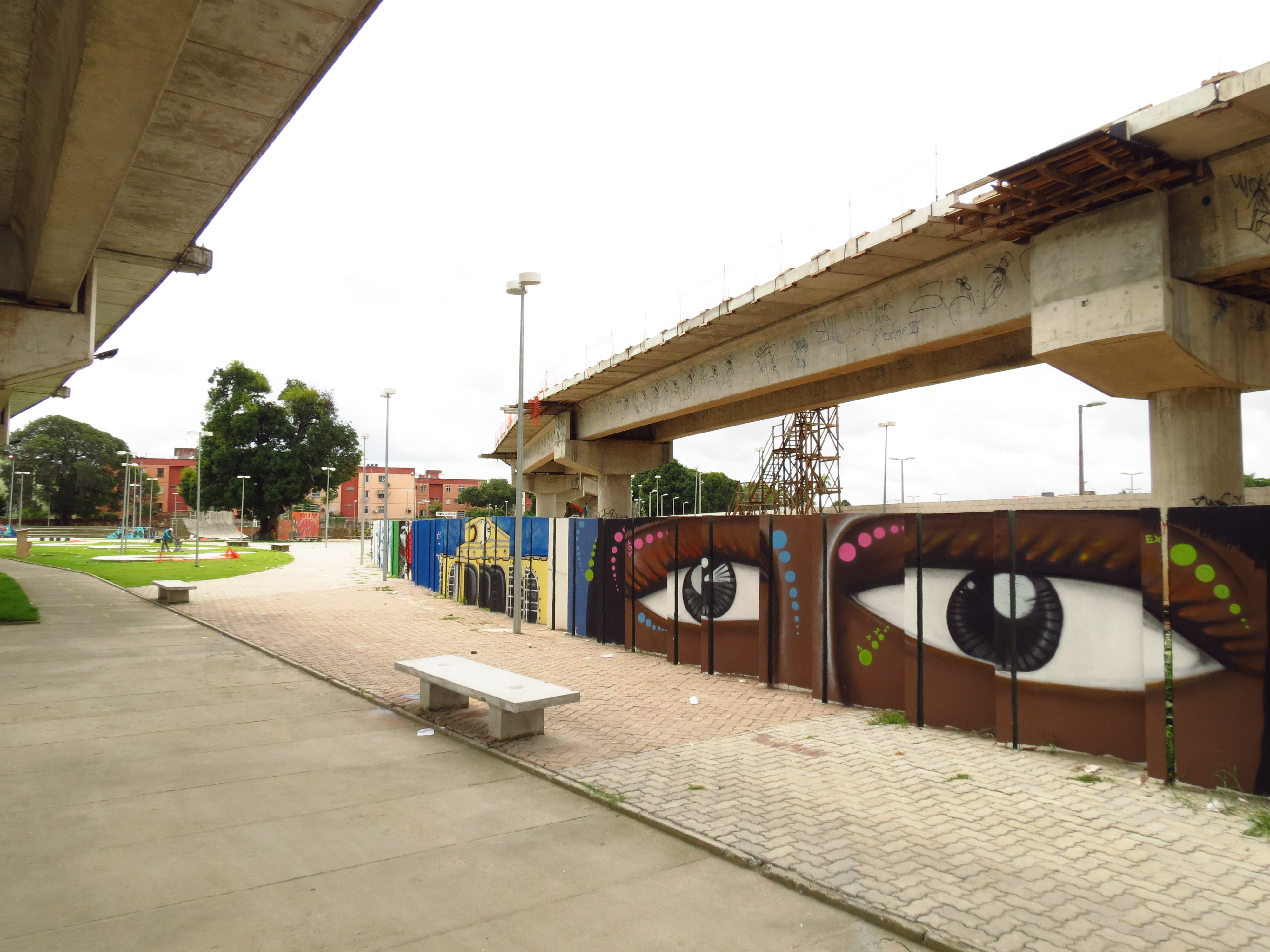 Urbanização da Linha Sul ganha cores com grafitagem