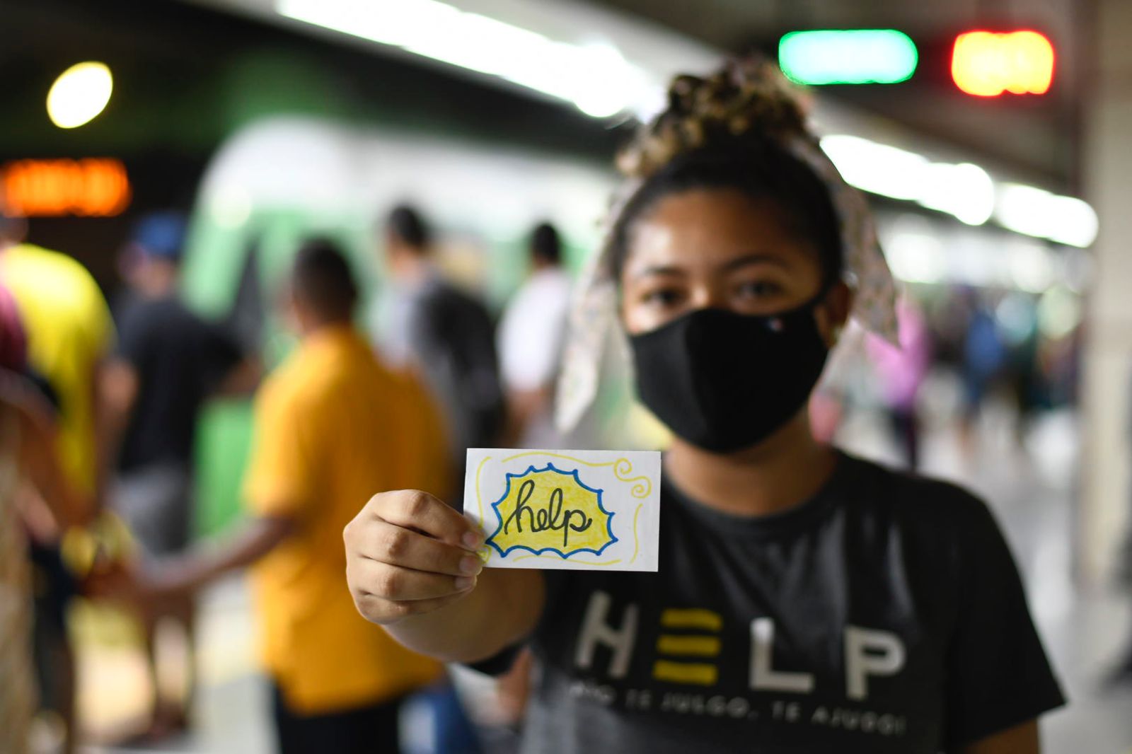 Estação do Metrofor tem espaço para desabafos e orientação. Medida visa melhorar a saúde mental e prevenir adoecimento.