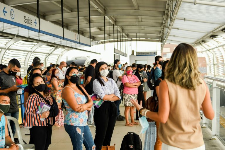 Metrofor e SPS promovem rodas de conversas nas estações sobre defesa e proteção social às mulheres