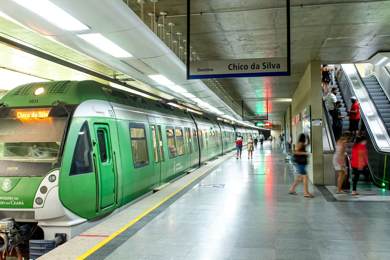 Enem 2023: Metrô e VLTs circulam gratuitamente neste domingo (5/11). Veja os horários