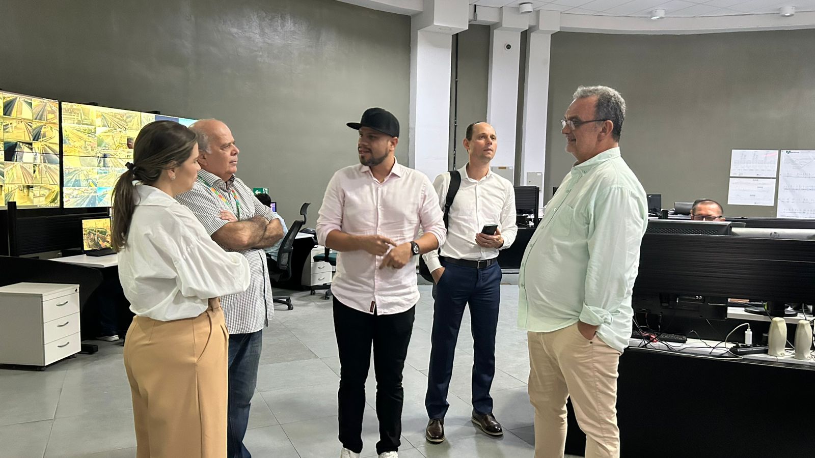 Deputado distrital vem ao Ceará e visita metrô de Fortaleza