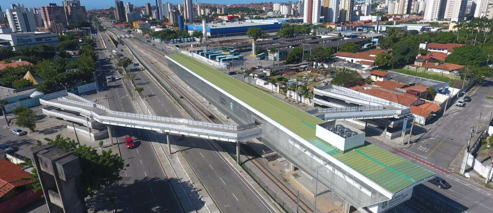 Sexta-feira Santa terá operação especial do metrô e VLTs. Veja os horários