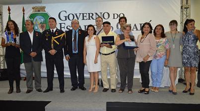 Servidores são agraciados e premiados na abertura da Semana do Servidor