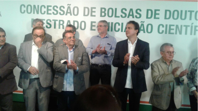 Governo do Ceará anuncia concessão de bolsas universitárias