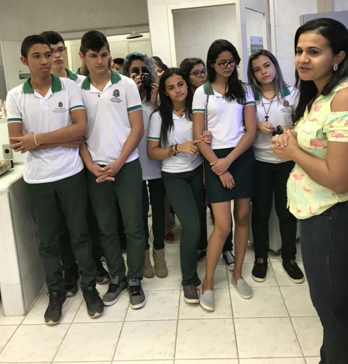 Alunos da Escola Estadual de Paraipaba visitam Nutec