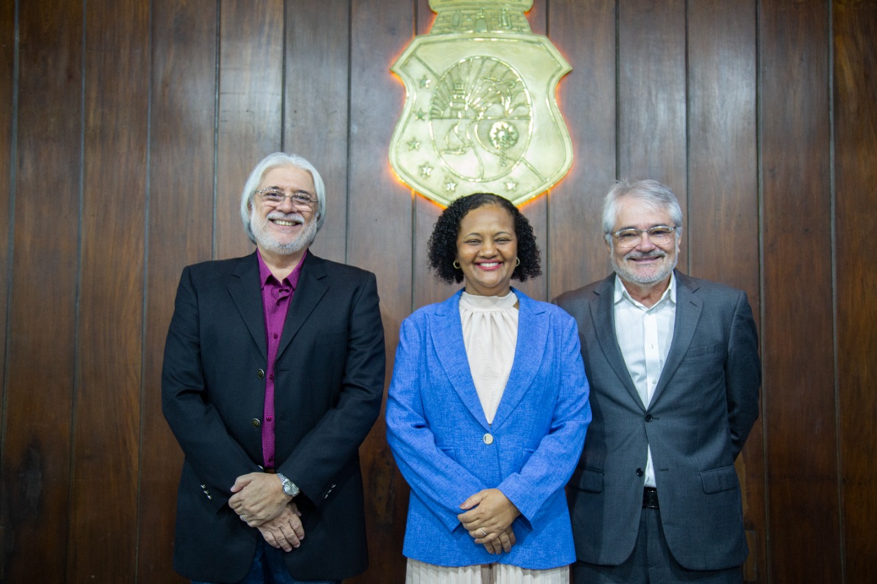 Solenidade marca posse de Sandra Monteiro como secretária da Secitece