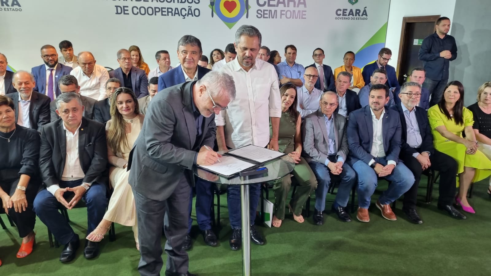 Ceará Sem Fome: Nutec formaliza parceria com o programa