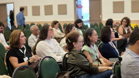 Equipe do PAI apresenta projeto Entre Tempos no Congresso Consad