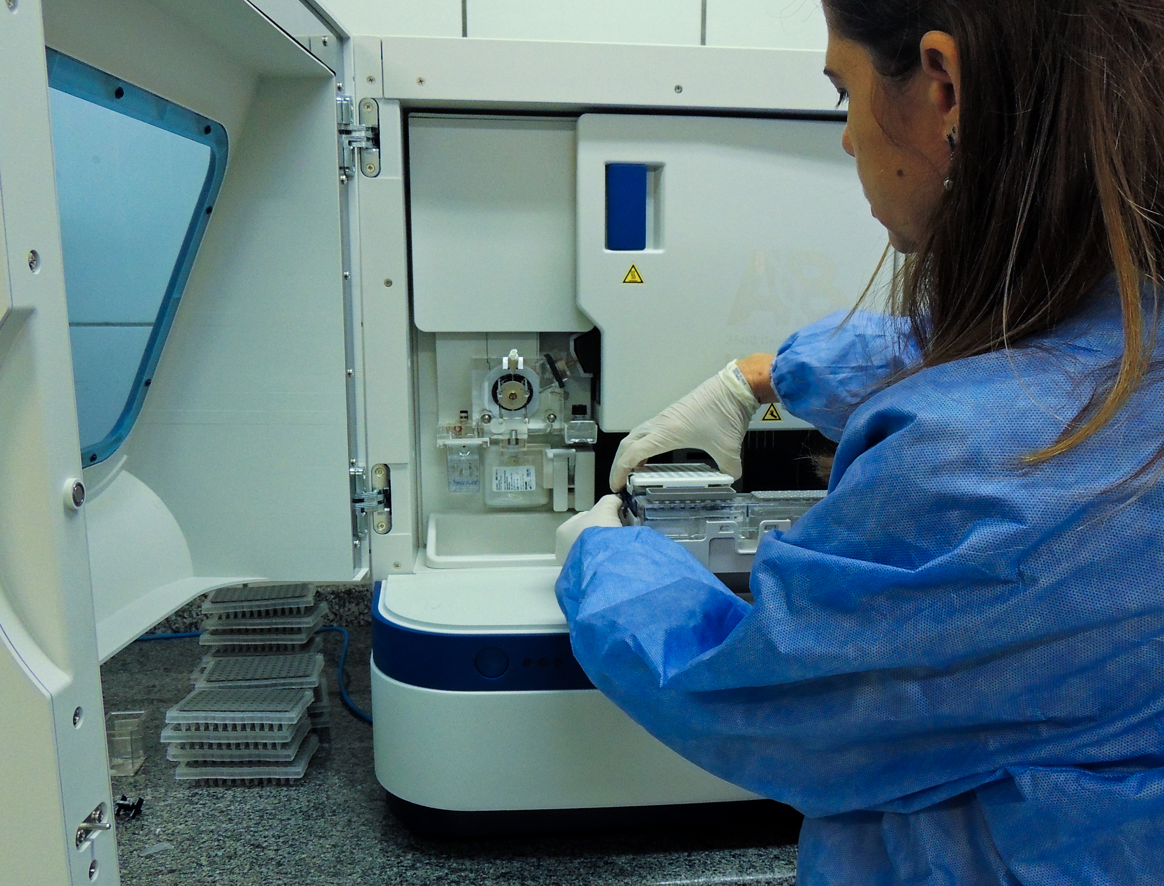 Núcleo de Perícia em DNA Forense da Pefoce recebe certificação internacional de qualidade