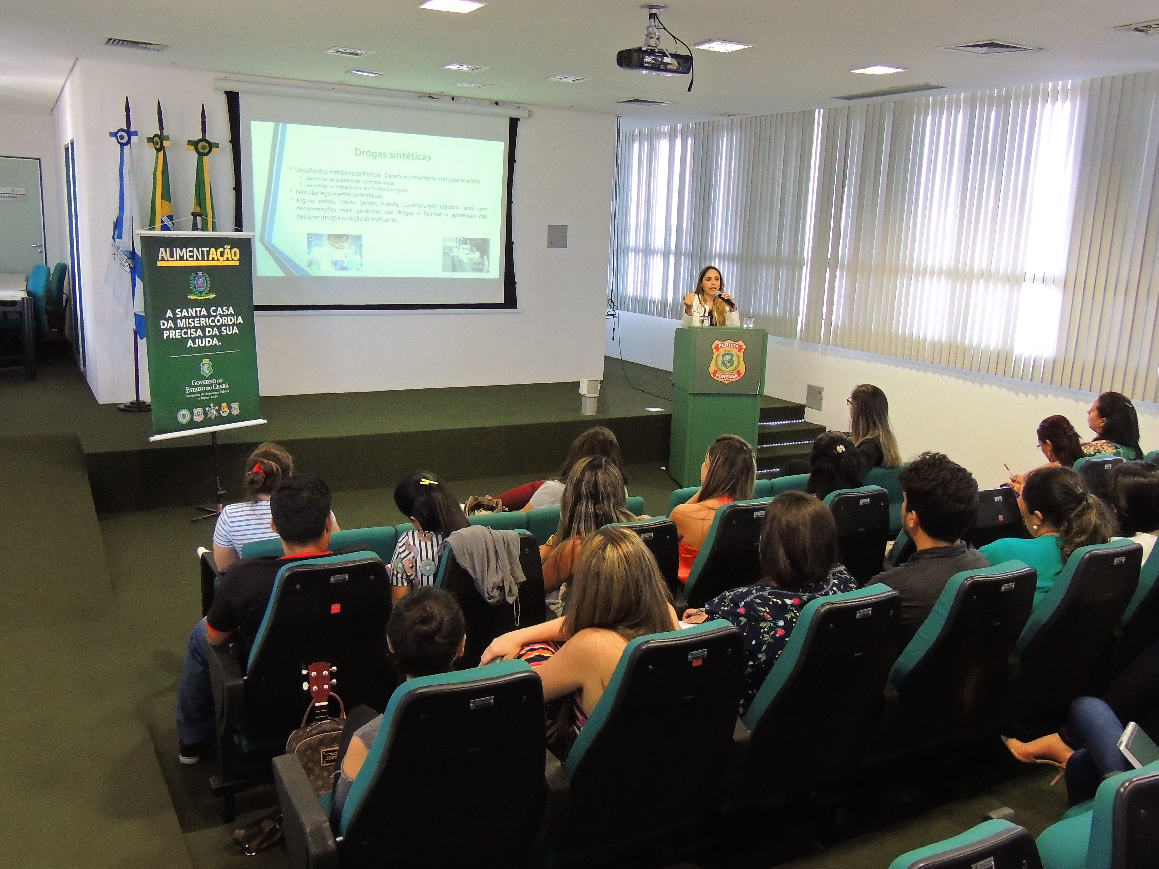 Novas drogas e seus efeitos no organismo é tema na I Semana Acadêmica na Pefoce