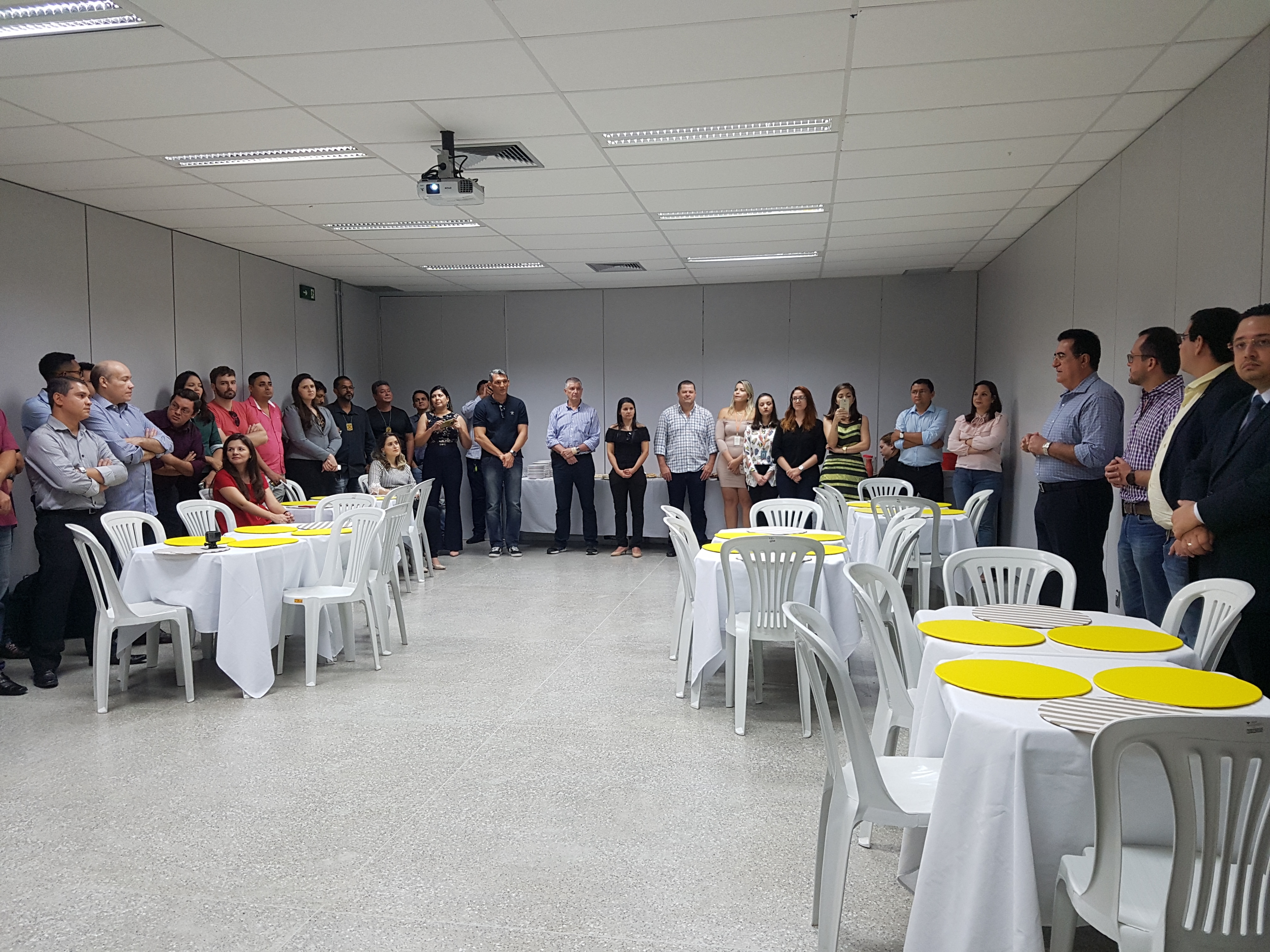 Pefoce comemora trabalho desenvolvido por auxiliares de perícia atuantes na papiloscopia