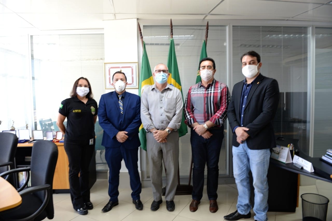Pefoce recebe visita do delegado geral da Polícia Civil do Ceará