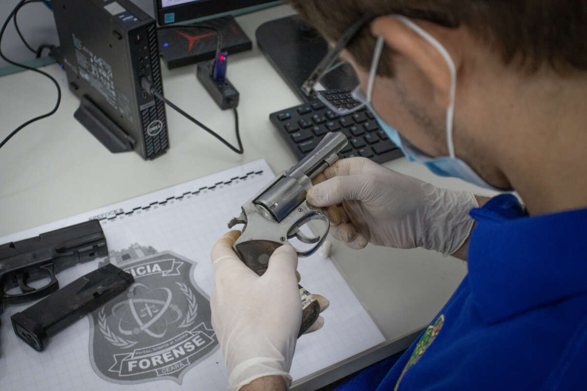 Com mais de 4 mil inserções no Sistema Nacional de Análises Balísticas, realizadas pela Pefoce, Fortaleza ocupa o 4º lugar em ranking nacional